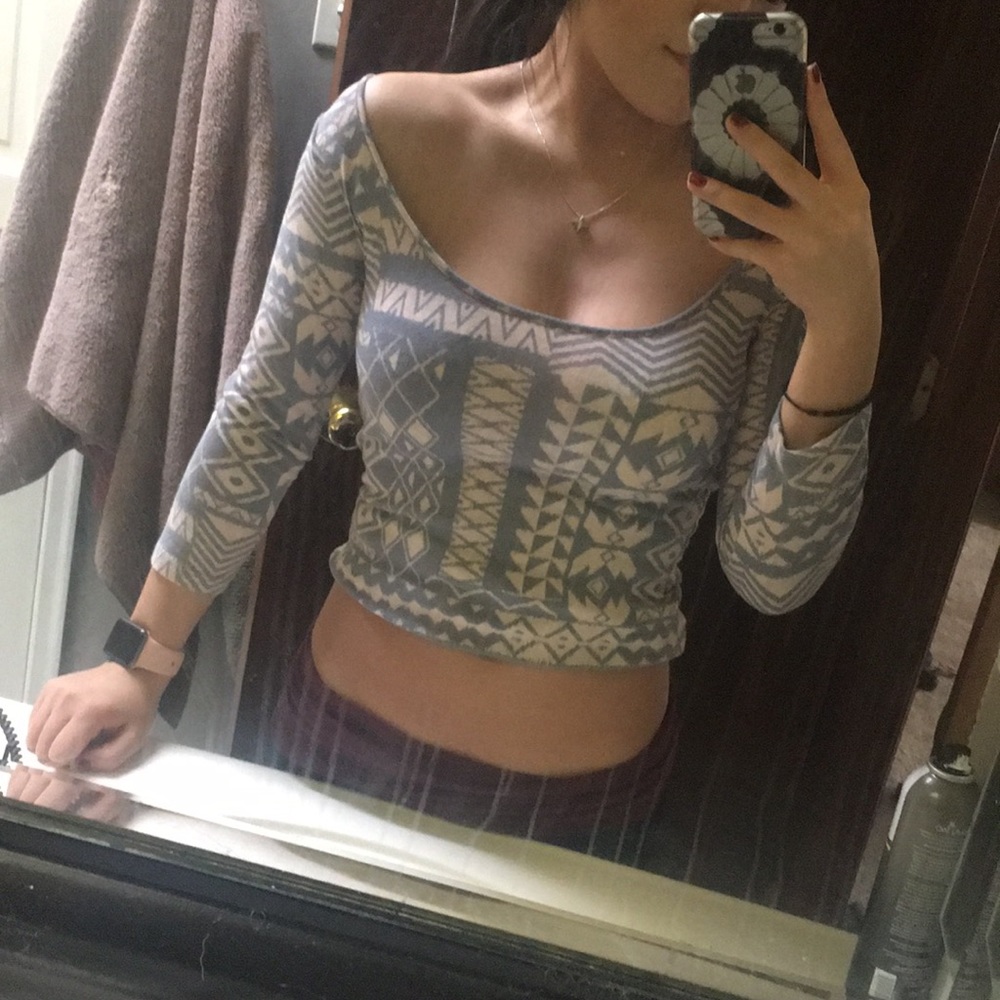 Top - Picture 3 of 3